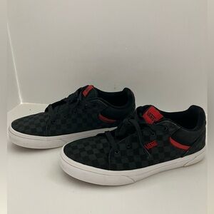 Vans Old Skool Black Checkerboard Off the Wall Lace Up Sneakers, Youth 6/Kids